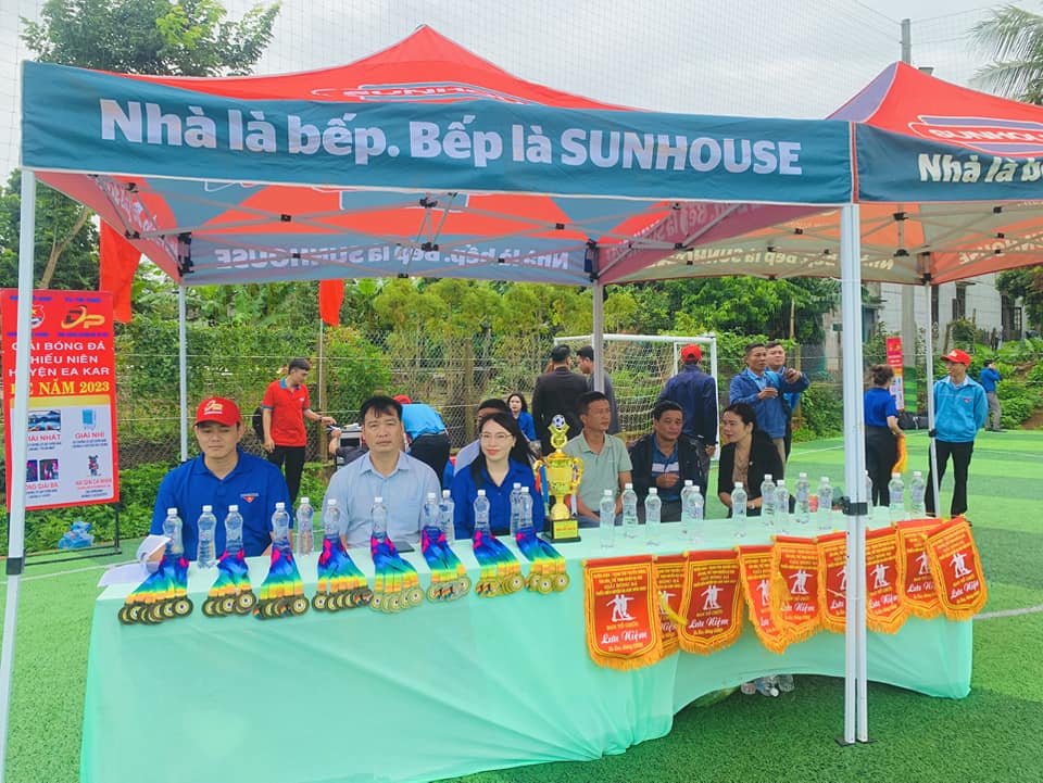 Bóng đá đại biểu